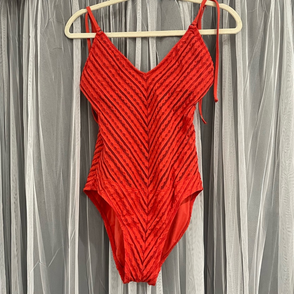 Robin Piccone Swimsuit Size 6